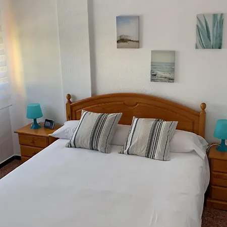 Doble, Residencial Con Piscina, Tenis, Futbol, Zona Infantil Valenza