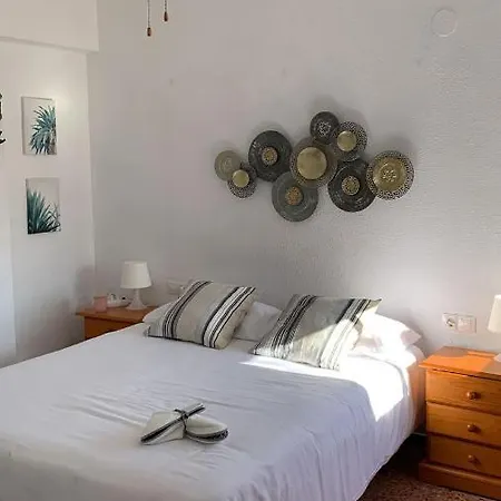 Doble, Residencial Con Piscina, Tenis, Futbol, Zona Infantil * Valenza